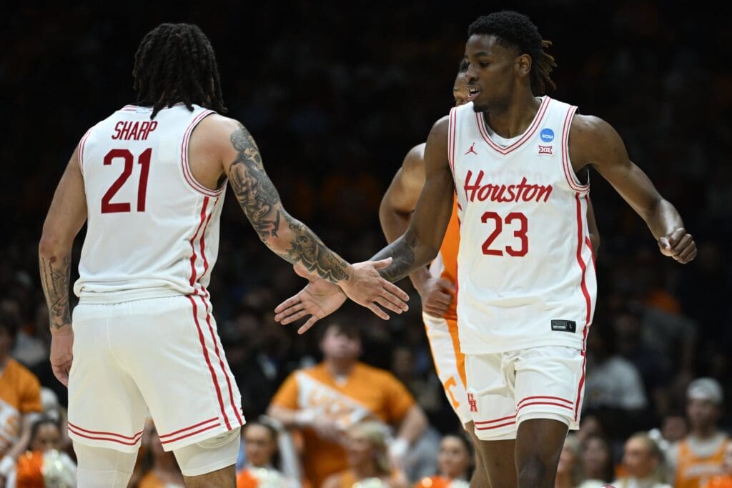 Emanuel Sharp and Terrance Arceneaux both rose to the moment with a Final Four berth on the line. (@UHCougarMBK)