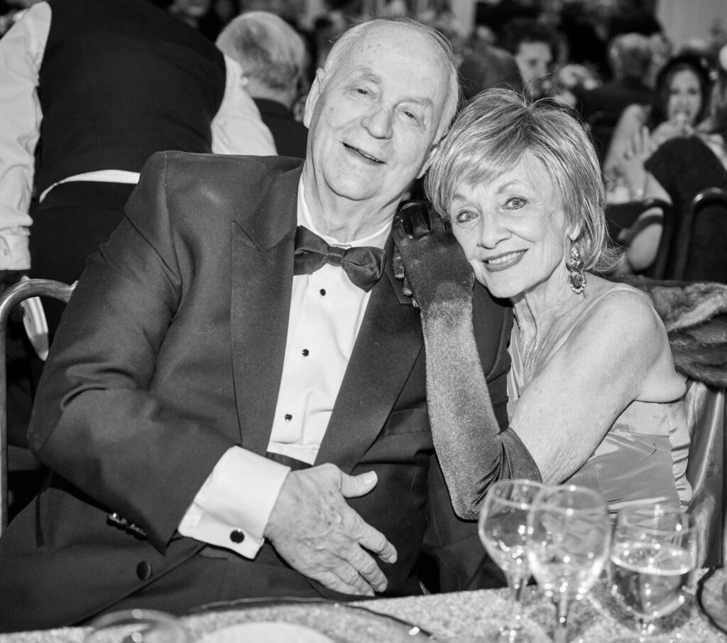 John & Virginia Swartz at The Heritage Society's 70th Platinum Jubilee Anniversary. (Photo by PWL Studio, Fulton Davenport)