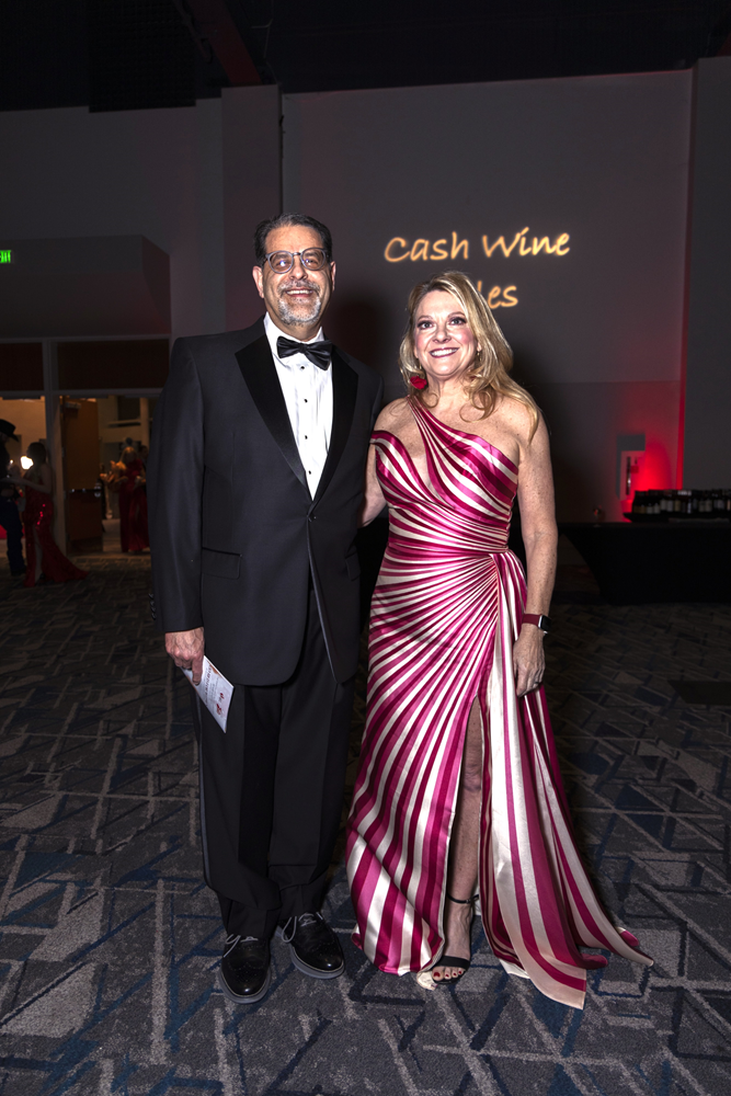 Jim Parisi, president of the Gulf Coast Board, and Kellie Armstrong, executive director for development and community health for the Houston/Gulf Coast, at the Heart Ball. (Photo by 209 Photobooth Company)