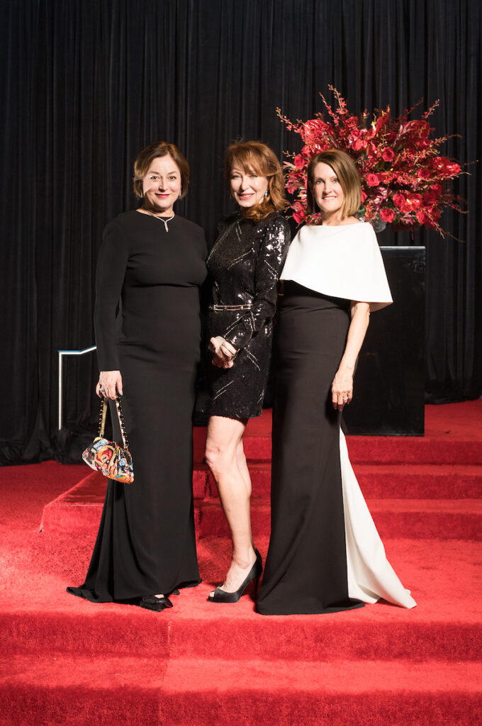 Leigh Smith, Martha Finger, Stephanie Tsuru at the Houston Museum of Natural Science gala (Photo by Daniel Ortiz)