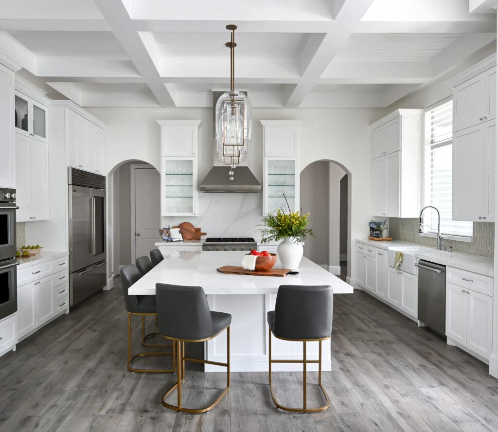 Charbonneau interior reno woodlands (Photo by Charbonneau Interiors)