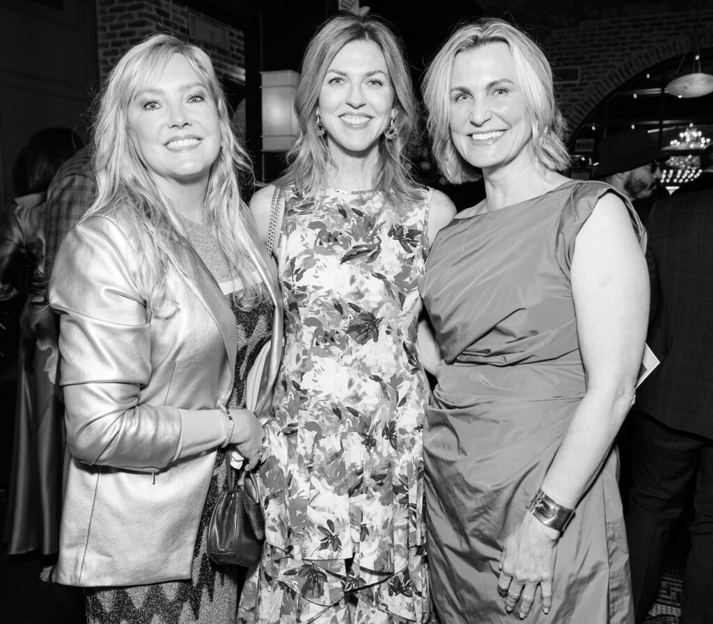 Mary Helen, Bowden Elizabeth Pagan, Chandos Dodson Epley at Rothko Chapel Inspirit Dinner (Photo by Hung L. Truong)