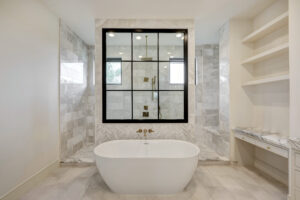 12 – 4612 Holt St – Bathb