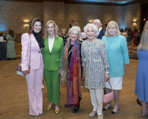 Capera Ryan, Sustainer of the Year Peggy Sewell, Deborah Ryan, Linda Custard, and Linda Evans (Photo by Tamytha Cameron and Celeste Cass) (Photo by Tamytha Cameron and Celeste Cass)
