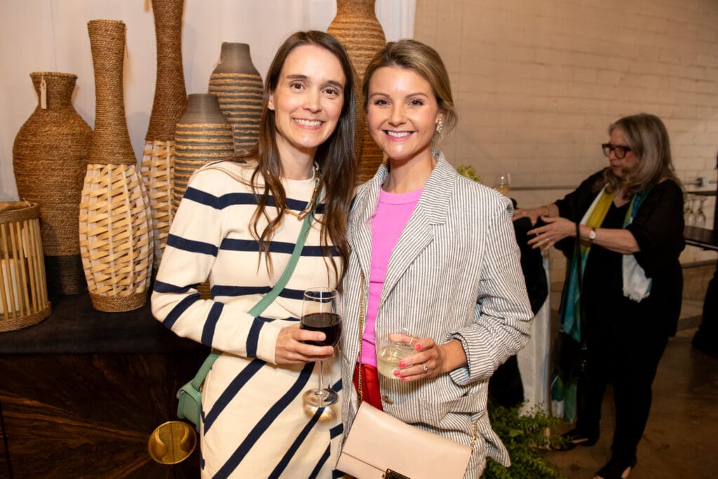 Hannah Brown and Kelsey Fraley (Photo by Bret Redman)