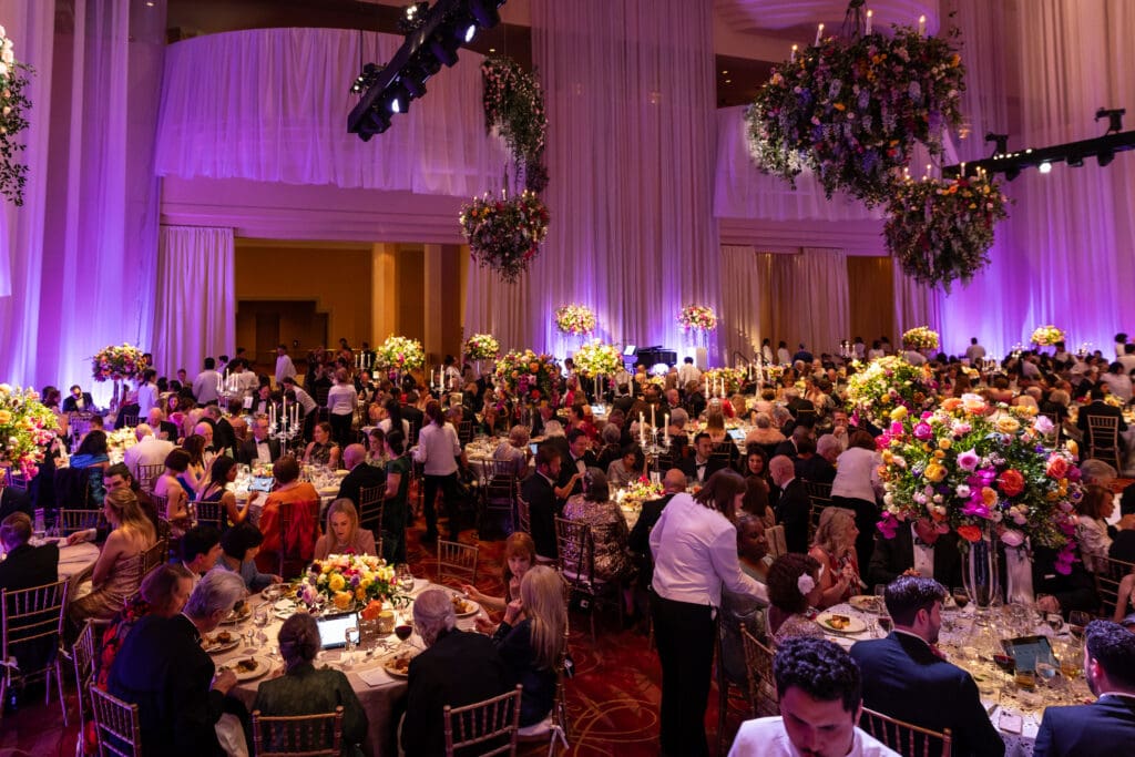 It was a record $2 million evening for Houston Grand Opera as 450 gathered at Wortham Theater Center Grand Foyer for the formal affair. (Photo by Emily Jaschke)
