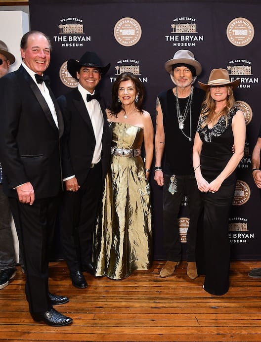 Gala chairs Jim Ware, Scott Rice, Dancie Ware, with Billy Bob Thornton, Melissa Williams Murphy at The Bryan Museum Wildcatters Gala (Photo by Dave Rossman)