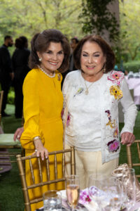 Linda McReynolds, Rose Cullen; photo by Jenny Antill