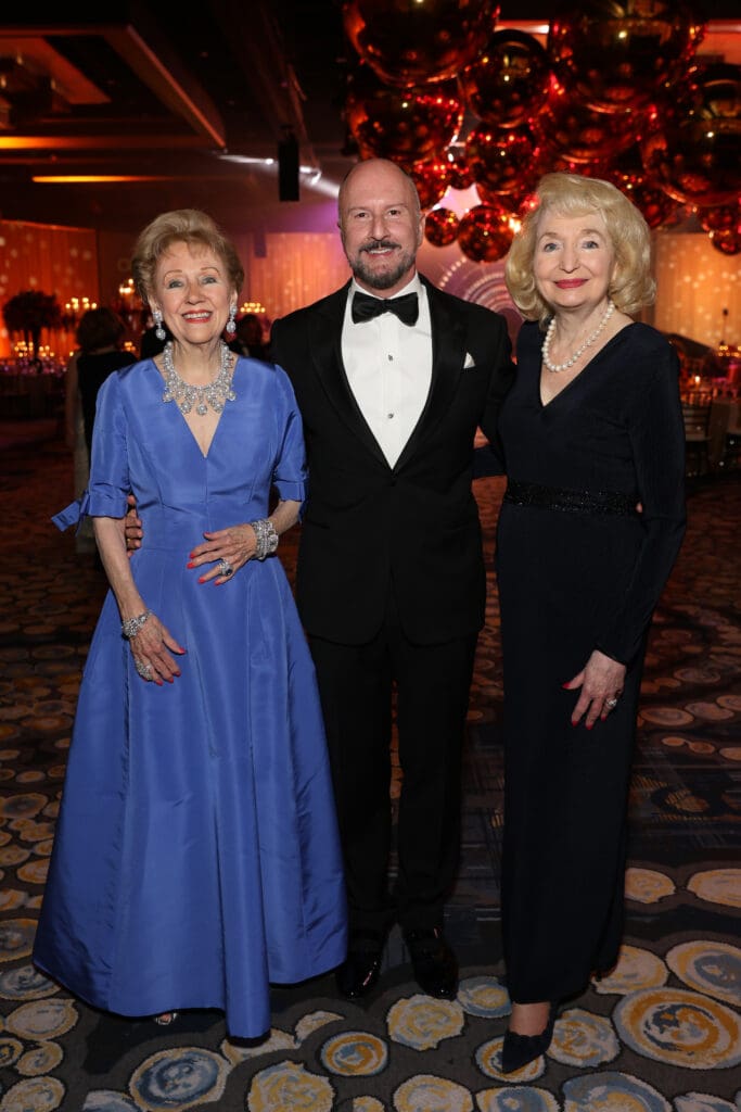 Marguerite Swartz, Tony Bradfield, Mary Sage  at the Memorial Hermann Foundation Gala (Photo by Priscilla Dickson)