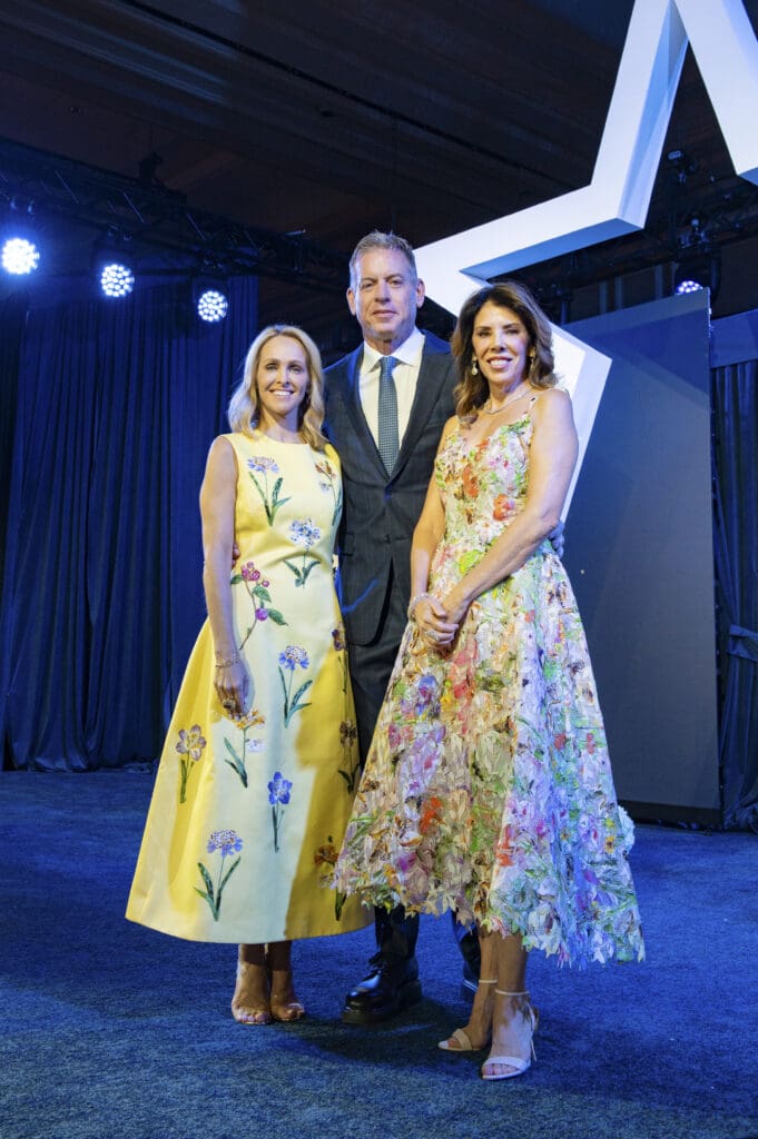 Meredith Land, Troy Aikman, and Lori Jones (Photo by Tamytha Cameron Photography)
