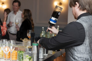 Guests enjoyed cocktails from Park House to toast Schoelkopf Gallery (Photo by Celeste Cass)