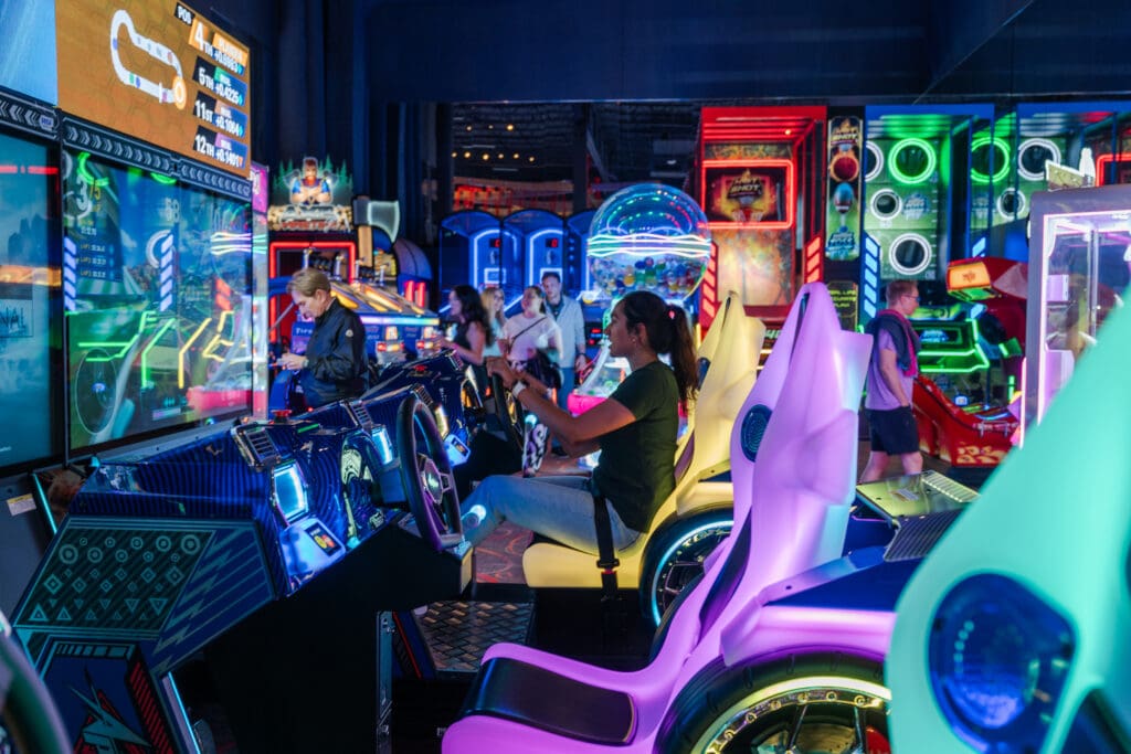 Pinstack is the future of eatertainment.