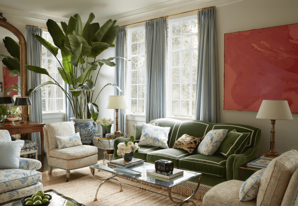 A sitting room designed by Caroline Gidiere (Photo by Isabel Parra)