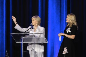 Sheridan Williams, Honoree Frances Moody Buzbee 2 (Photo by Quy Tran)
