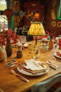 The tablescape at Rancho Pillow with lighting by Pooky. (Photo by José Rodríguez)