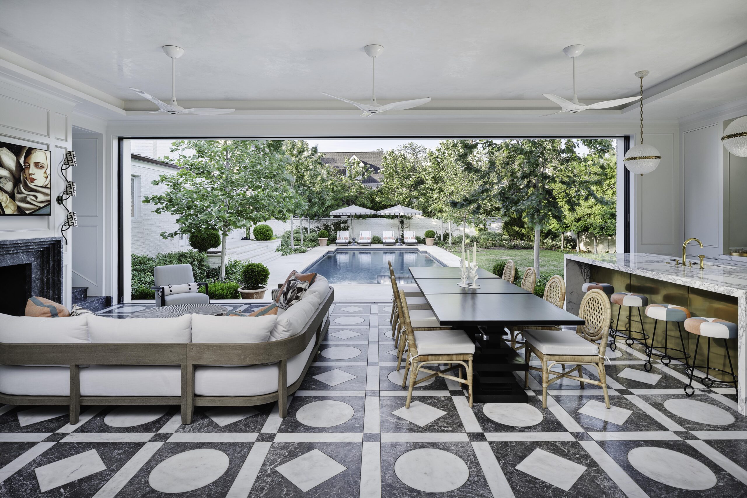 10_-_Axial_View_through_Pool_House
