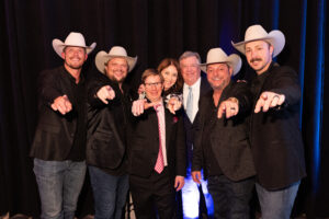 Brookwood Works of Heart Gala 3 – Brookwood Citizen Austin Hanson, Kay and Howard House, Event Chairs with Cowboy Auctioneers of Austin