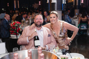 Chuck and Vanessa Ames – auction by Johnny Than (1)