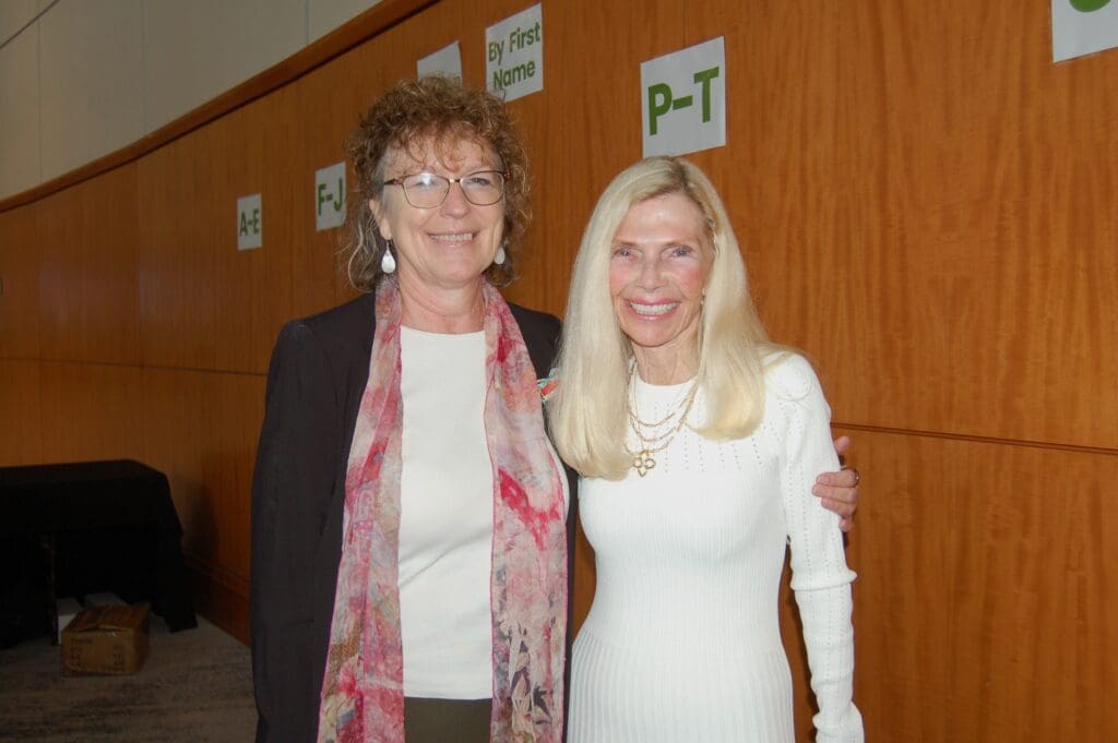 Dr. Victoria Constance and Dr. Ann Snyder at the Children's Safe Harbor luncheon at The Woodlands Waterway Marriott. (Photo courtesy of Liz Grimm Public Relations)