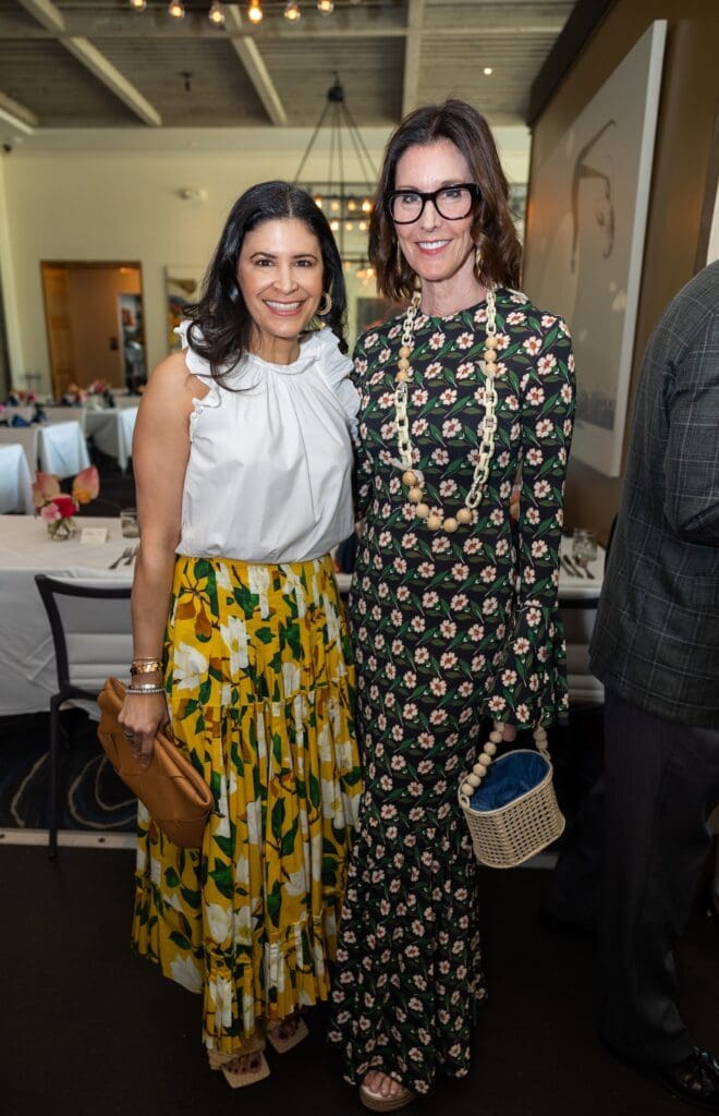 Kristy Bradshaw, Phoebe Tudor  at Houston Ballet's 'Raising the Barre' dinner (Photo by Melissa Taylor)
