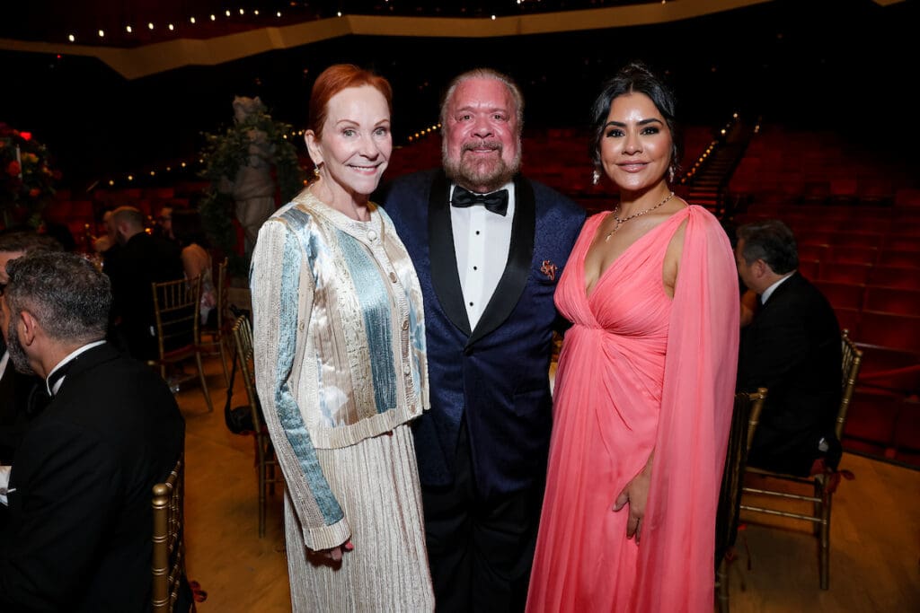 Lindy & John Rydman, Elia Gabbanelli at the Houston Symphony Wine Dinner & Collector's Auction (Photo by Priscilla Dickson)