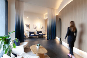 Pause (Photo by Pause)