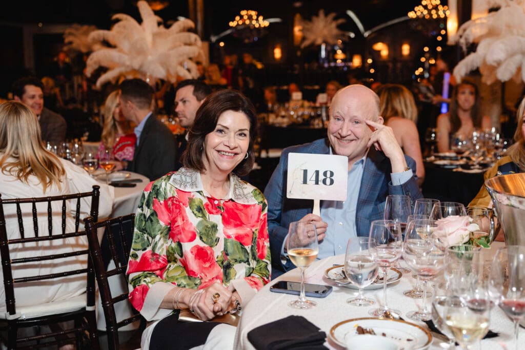 Roxann & Tim Neumann  at The Women's Fund 10th annual wine dinner. (Photo by Johnny Than)