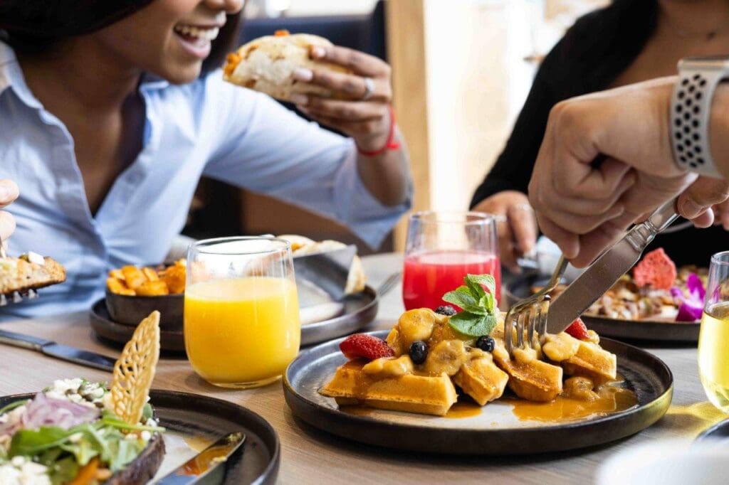 The Moran CITYCENTRE offers a wide array of options for hotel guests to enjoy the city’s latest culinary creations and libations.