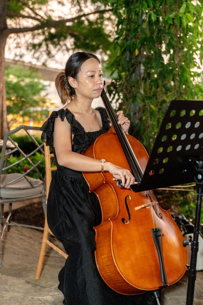 A strings performance during the cocktail hour (Photo by Hien Bui)