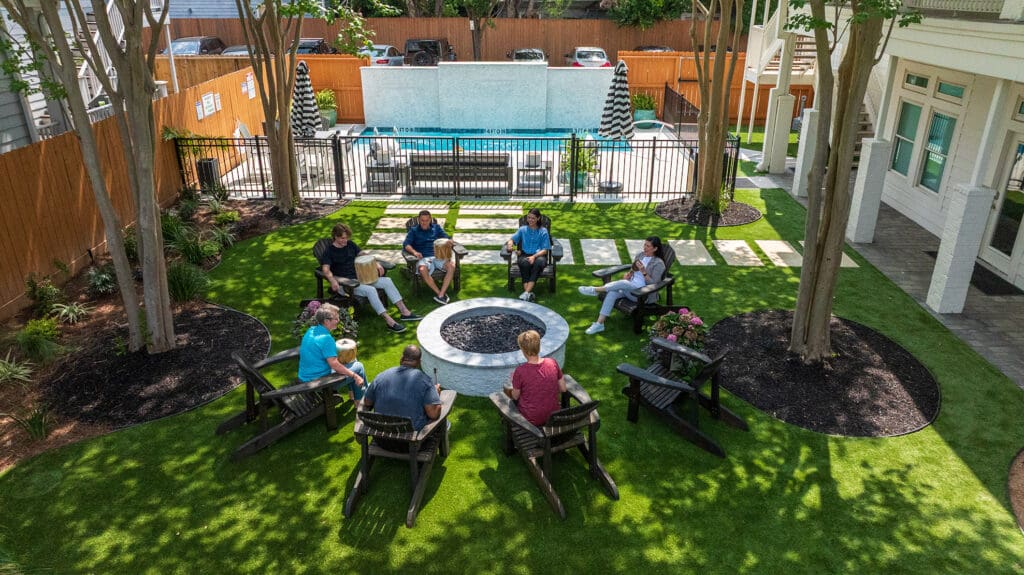 Black Horse Health combines holistic wellness services with traditional clinical therapies.