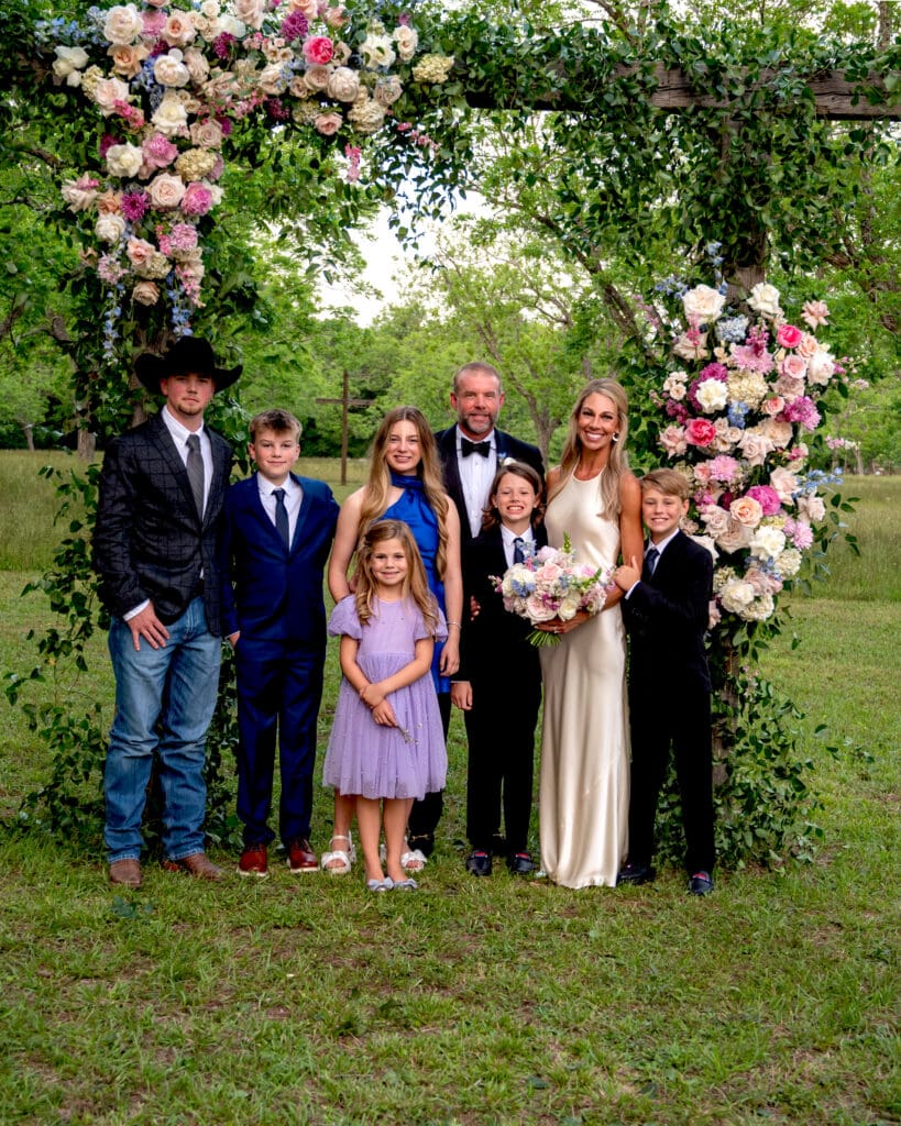 Toby and Madeline with their children Zane Potter, Grace Potter, Cannon Potter, Everett McCrann, Hayes McCrann and Blythe McCrann. (Photo by Jen Durst for Jen Elizabeth Photography)