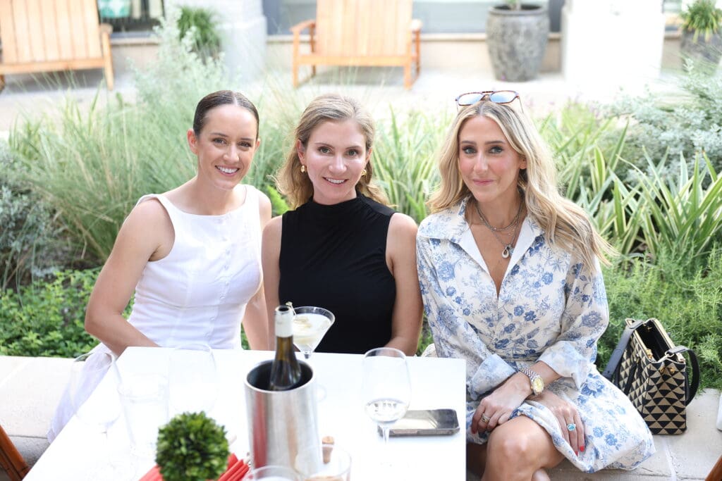 Molly Mead, Elizabeth Scofield, Andrea Simmons.