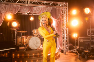 Kendra Scott Dolly Parton