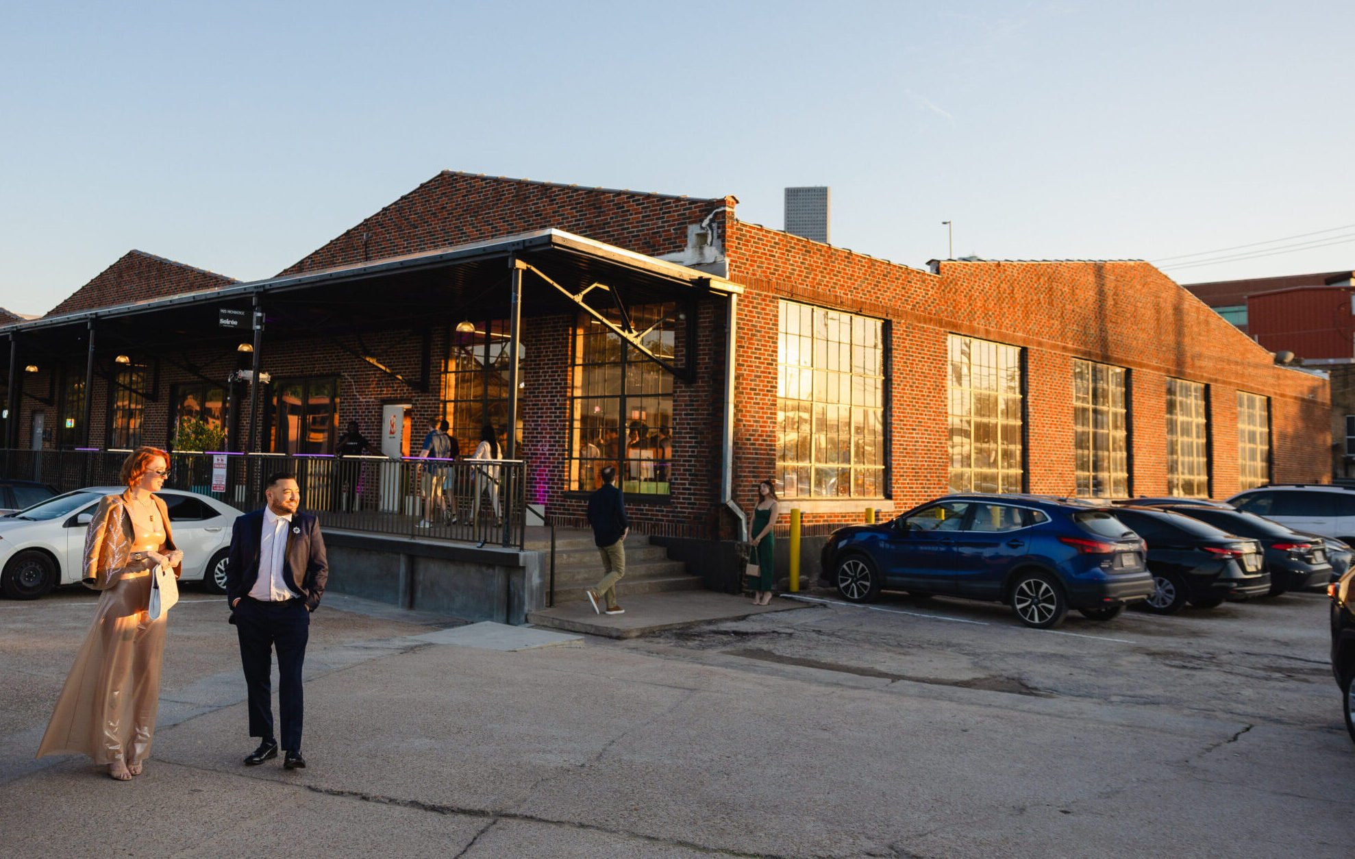 0001-Glasstire Gala-20250503-JT Venue Exterior