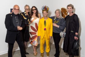 Doug Harris, Susan Bray, Sarah Bray, honoree Lester Marks, Heidi Vaughan, Deasa Turner AR5_6256-min (Photo by Alex Barber)