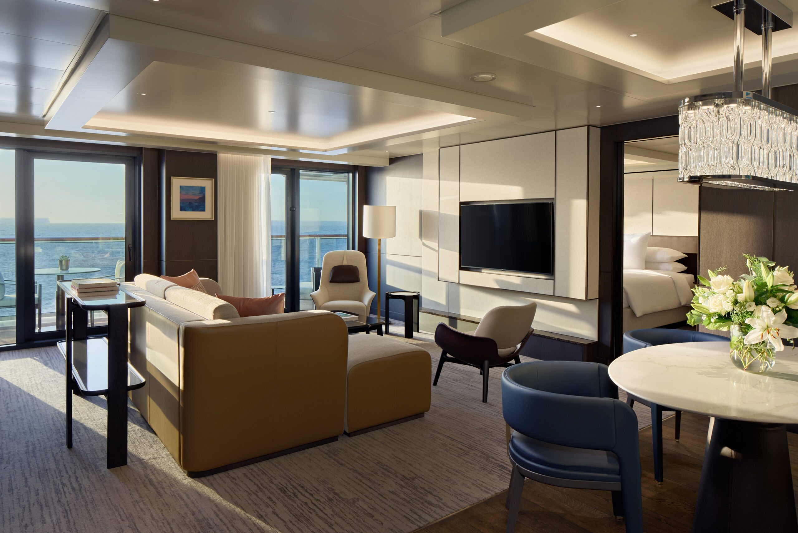 Luminara, Edgardo Contreras_The Residential Suite