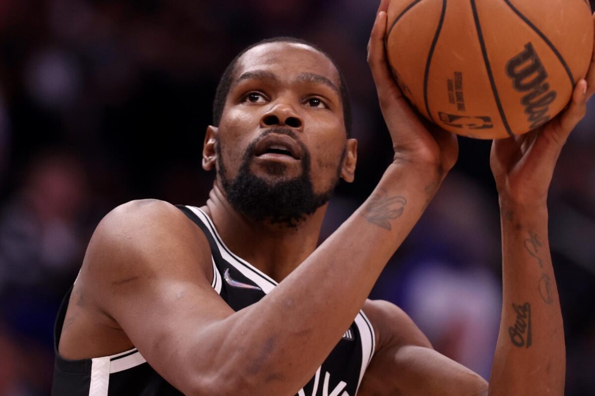 Rephrase single title from this title Kevin Durant Underwent Thumb Surgery, But the Minor Operation Does Not Concern Rockets’ Leadership — a PaperCity Exclusive . And it must return only title i dont want any extra information or introductory text with title e.g: ” Here is a single title:”