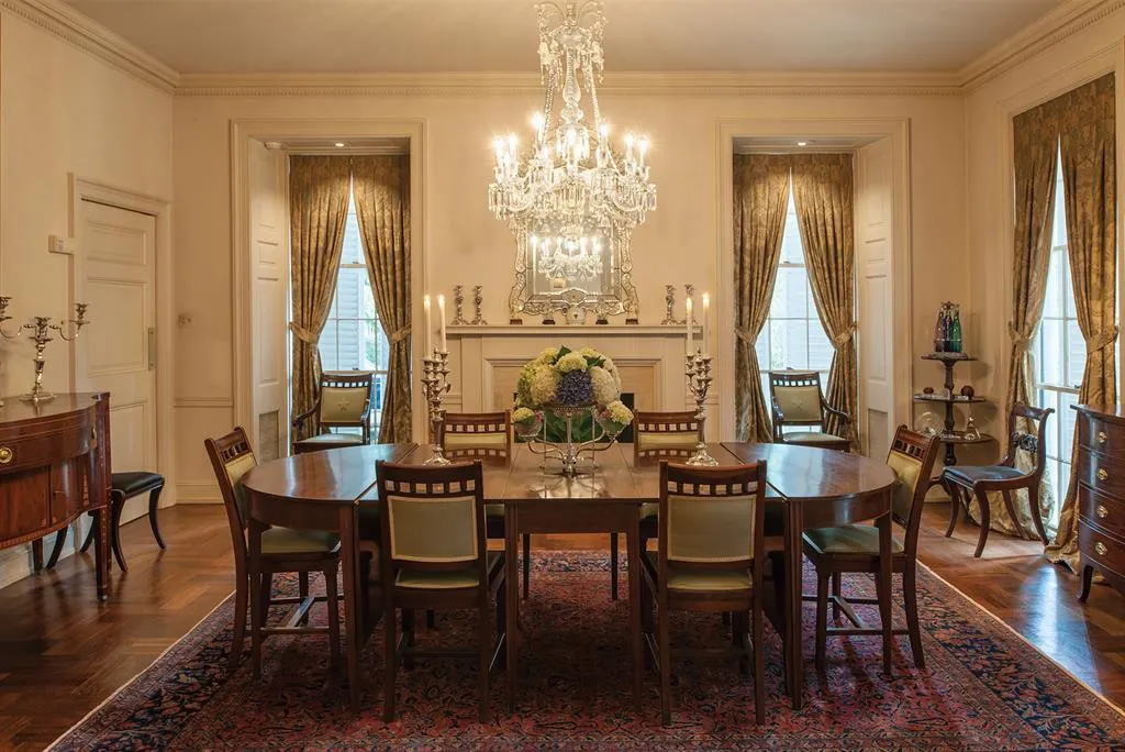 The Trone-Howe house