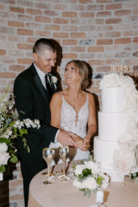 Blue Magnolia Macey Sims and John Thomas (JT) Jakubik enjoyed a dreamy wedding at a new venue near The Woodlands.