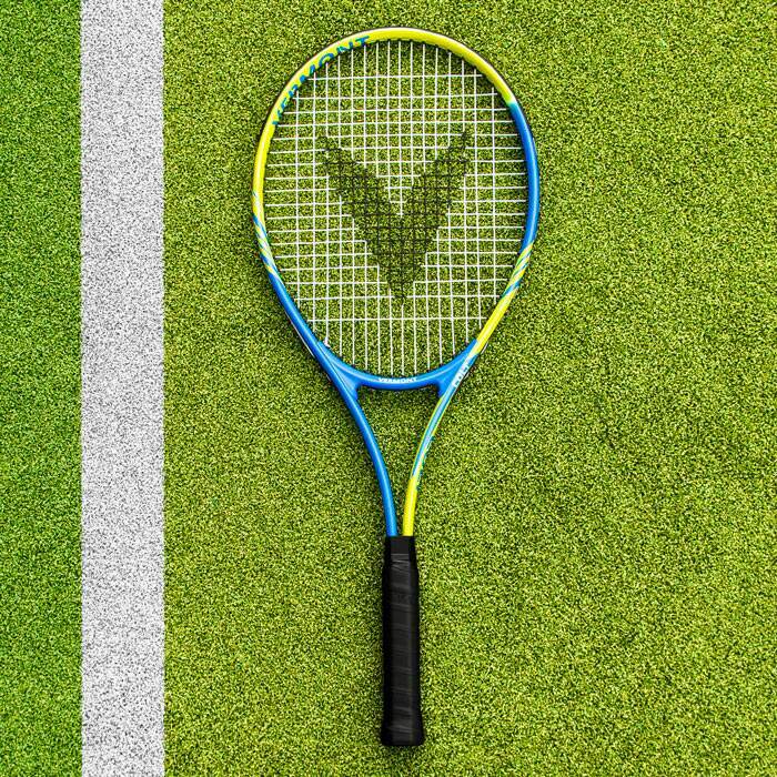 Well_Balanced_Tennis_Racket_For_Senior_Tennis_Players