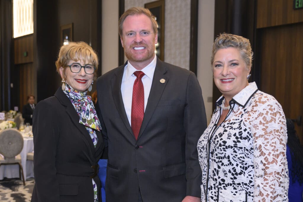  Linda Kuykendall, Marty Lancton, Tamara Klosz Bonar at the PaperCity Philanthropy in Fashion Best Dressed Luncheon (Photo by Michelle Watson, catchlightgroup.com)