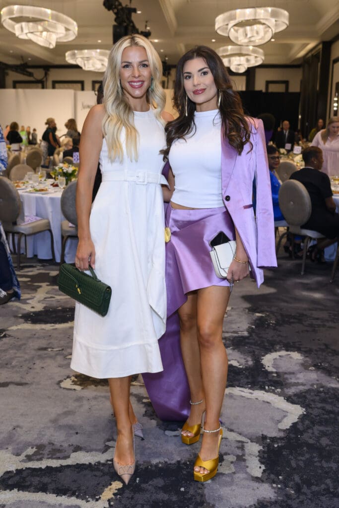 Lindsay Yates, Jessica Gomez at the PaperCity Philanthropy in Fashion Best Dressed Luncheon (Photo by Michelle Watson, catchlightgroup.com)