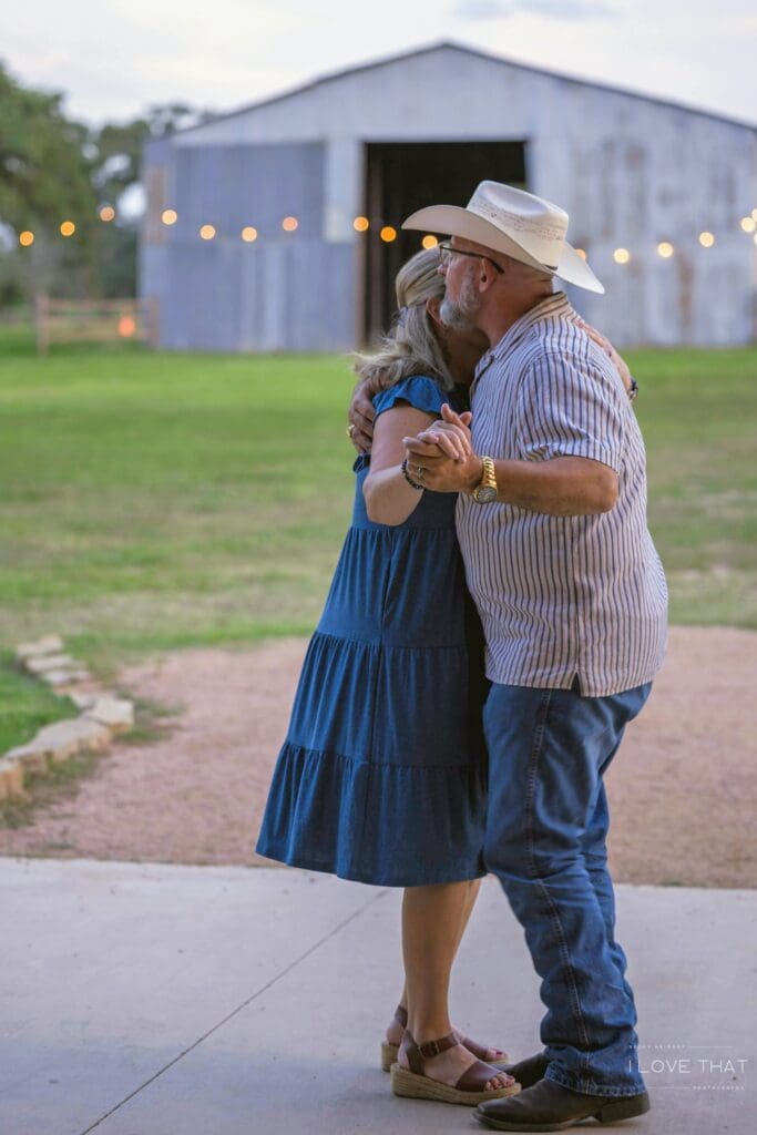 DeepRoots dancing