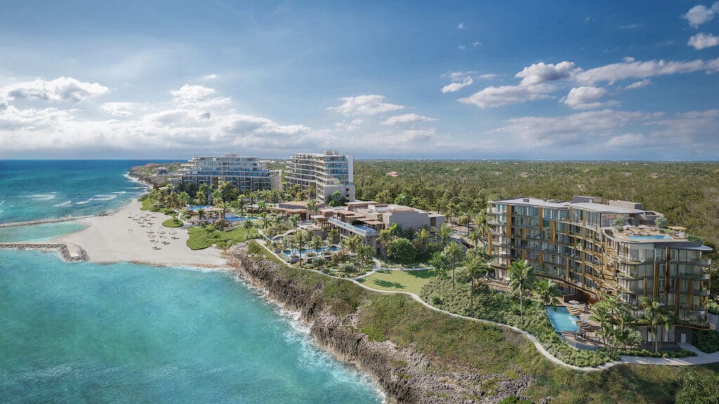 Mandarin Oriental Grand Cayman features a five-star luxury hotel with top-floor residences