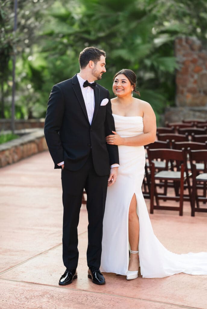 Madera Estates has an outdoor space for ceremonies and photos.