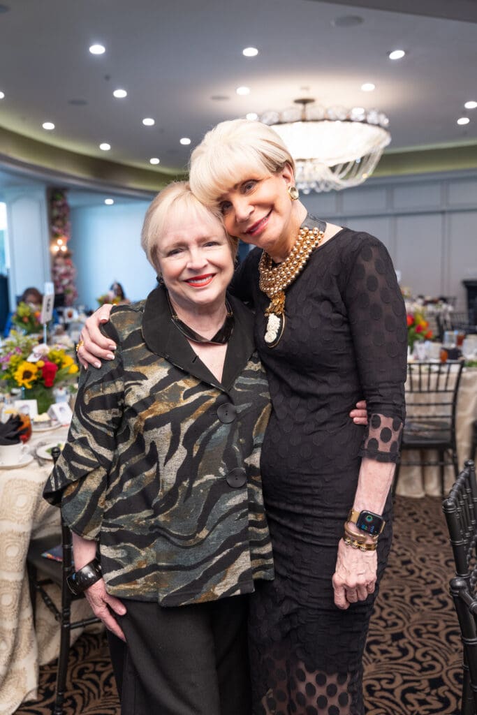 Honorary chairs Leila Perrin, Leisa Holland-Nelson Bowman at the El Centro de Corazón 'Making a Difference' luncheon (Photo by Daniel Ortiz)
