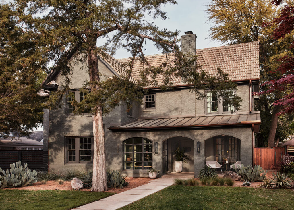 North Clinton Avenue was originally built in 1924 in Kessler Park. (Photo by Justin March)
