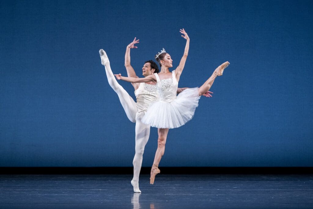 Houston Ballet Soloist Sayako Toku and Principal Angelo Greco in Stanton Welch’s "Vi et Animo" (Photo by Alana Campbell. Courtesy Houston Ballet.)