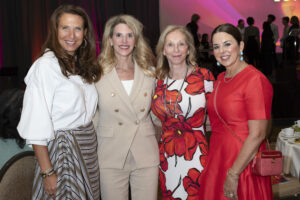 Stand.25158 (Photo by Tamytha Cameron and Celeste Cass)