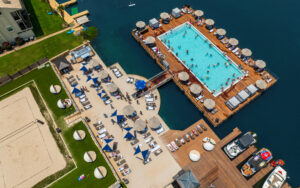 WATERFRONT FLOATING POOL-02 (Photo by Horseshoe Bay Resort)